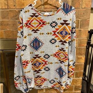 Aztec Patterned Women's light sweater - Multicolor